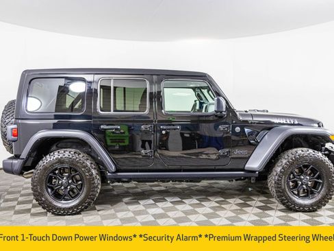 Used 2024 Jeep Wrangler Willys image 9