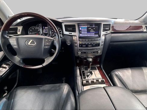 Used 2015 Lexus LX 570 4WD image 16