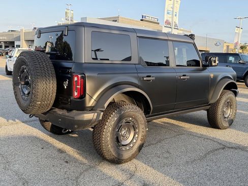 New 2025 Ford Bronco Badlands w/ Matte Film Protection Package AWD/4WD image 6