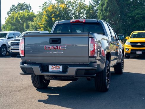 Used 2022 GMC Canyon Elevation image 12