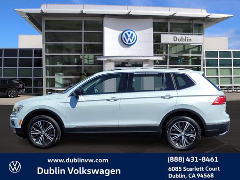 Used 2019 Volkswagen Tiguan SEL w/ 3rd Row Seat Package image 7