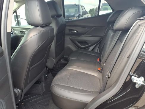 Used 2022 Buick Encore Preferred w/ Safety Package AWD/4WD image 9