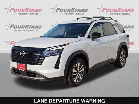 New 2026 Nissan Pathfinder SL FWD image 9
