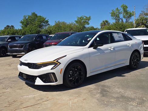 New 2026 Kia K5 GT-Line image 4