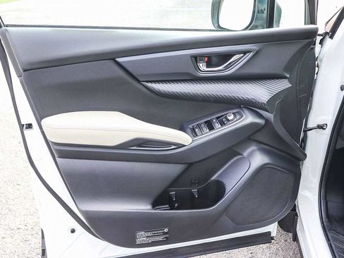 Used 2023 Subaru Ascent Premium w/ Convenience Package image 21