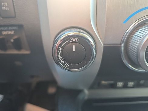 Used 2020 Toyota Tundra Limited image 31