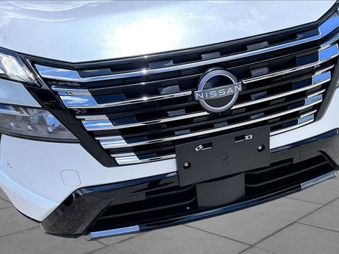 Used 2025 Nissan Rogue Platinum w/ Platinum Premium Package FWD image 58