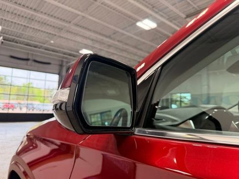 Used 2018 Chevrolet Traverse High Country AWD/4WD image 14