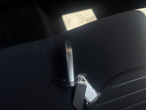 Used 2025 Kia K5 LXS image 23