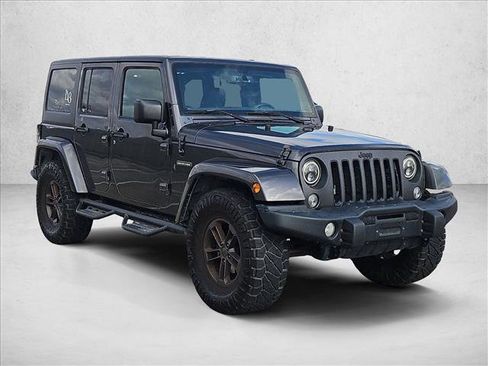 Used 2018 Jeep Wrangler Unlimited Sport image 3