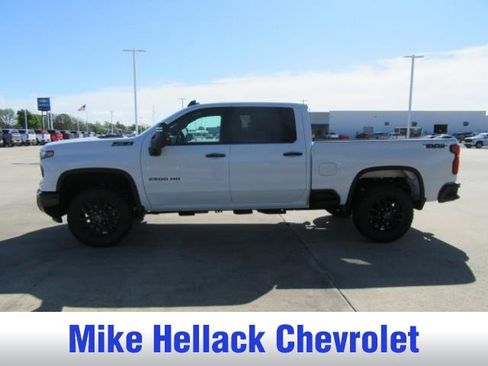 New 2026 Chevrolet Silverado 2500 LT w/ Trail Boss Package AWD/4WD image 4