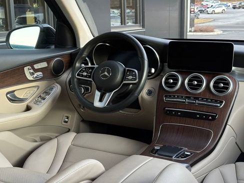 Certified 2022 Mercedes-Benz GLC 300 GLC 300 image 56