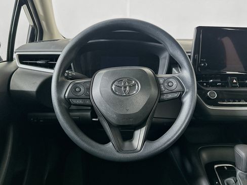 Used 2026 Toyota Corolla LE FWD image 18