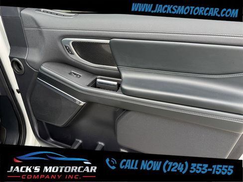 Used 2025 Ford Expedition Platinum w/ Stealth Appearance Package image 18