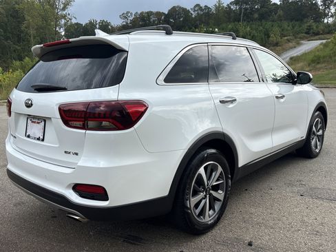 Used 2019 Kia Sorento EX image 5
