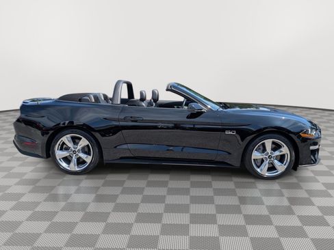 Used 2018 Ford Mustang GT Premium w/ Equipment Group 401A RWD image 6
