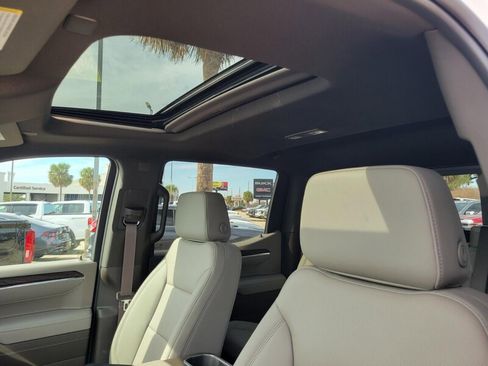 New 2026 GMC Sierra 1500 SLT w/ SLT Premium Plus Package image 25