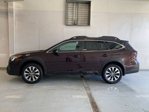 Certified 2024 Subaru Outback Limited AWD/4WD image 10