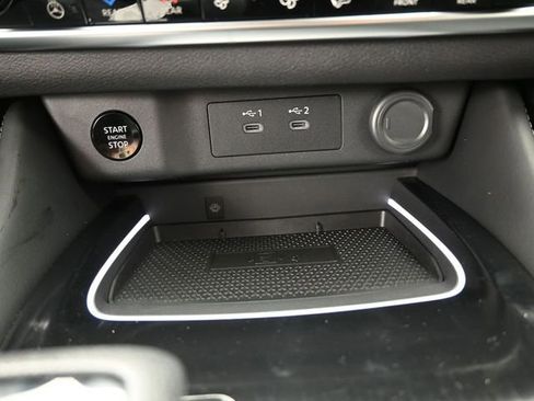 New 2026 Nissan Rogue Platinum w/ Platinum Premium Package image 3