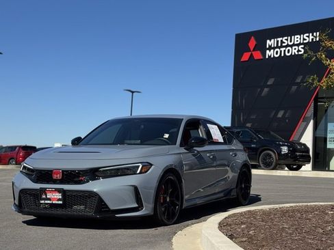 Used 2024 Honda Civic Type R image 8