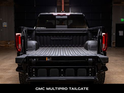 Used 2023 GMC Sierra 1500 Denali w/ Denali Reserve Package image 8