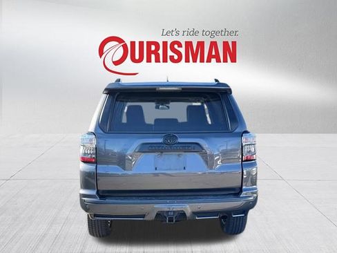 Used 2018 Toyota 4Runner Limited image 3