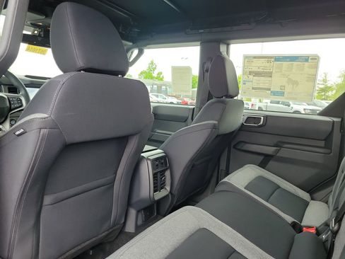New 2026 Ford Bronco 4-Door AWD/4WD image 16