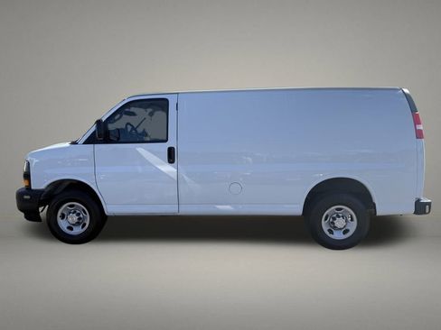 Used 2024 Chevrolet Express 2500 Work Van w/ Driver Convenience Package image 2