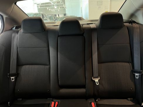 Used 2025 Nissan Altima 2.5 SV FWD image 37