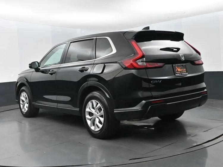 Used 2025 Honda CR-V LX image 7