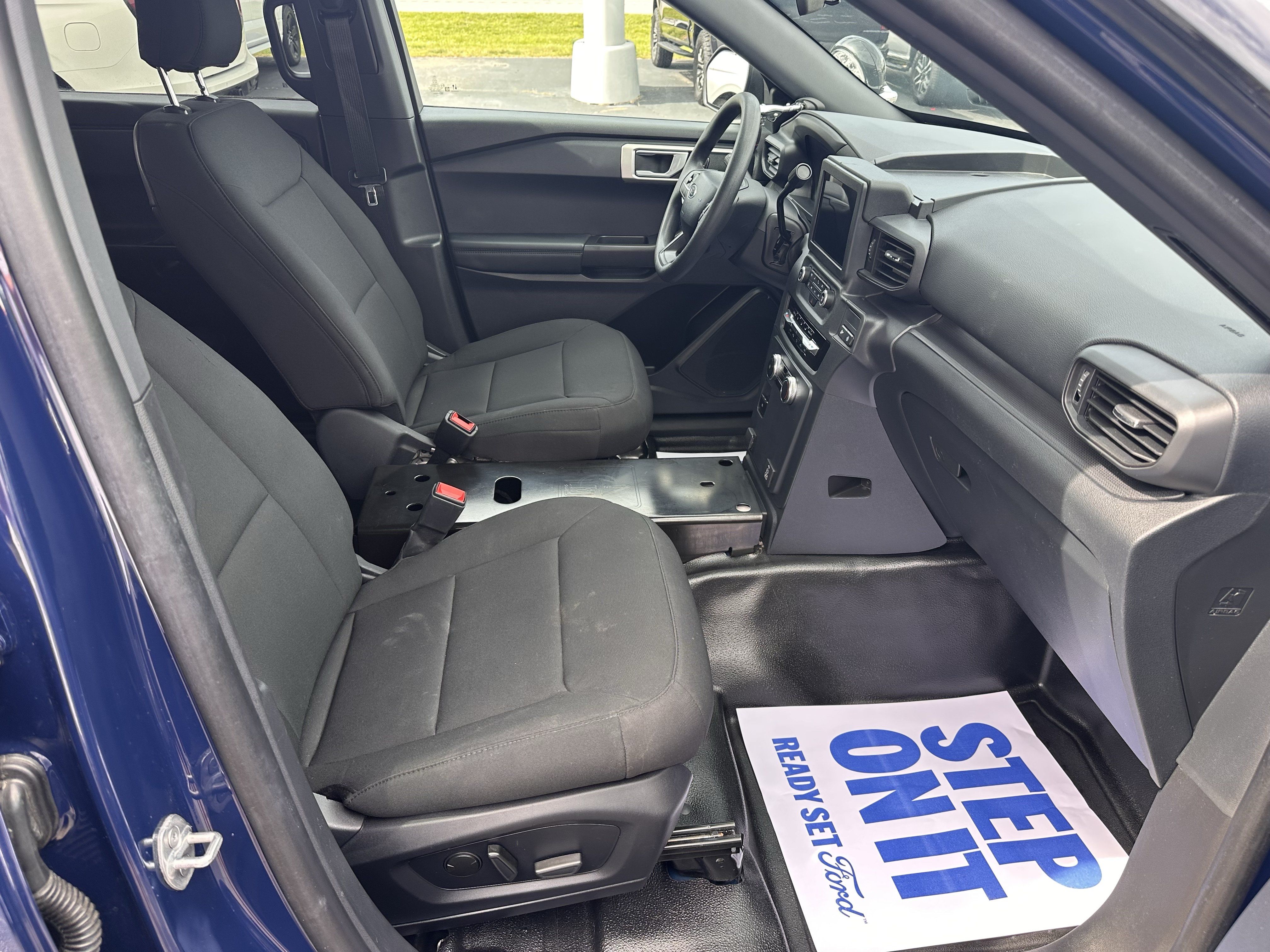 Used 2025 Ford Explorer 4WD Police Interceptor image 15