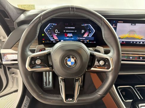 Certified 2023 BMW 760i xDrive AWD/4WD image 17
