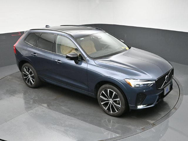 Used 2024 Volvo XC60 B5 Ultimate w/ Climate Package AWD/4WD image 18