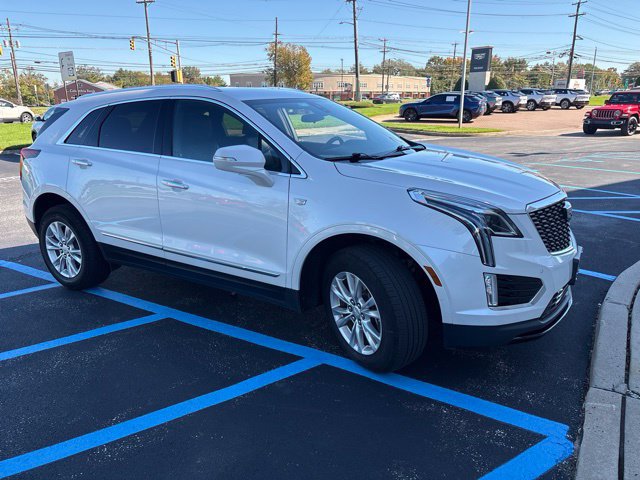 Used 2020 Cadillac XT5 Luxury FWD image 2