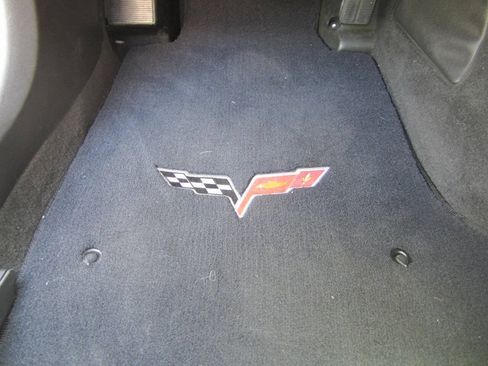 Used 2009 Chevrolet Corvette Convertible w/ Preferred Equipment Group RWD image 42