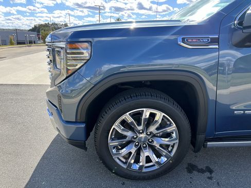 Used 2024 GMC Sierra 1500 Denali w/ Denali Reserve Package image 21