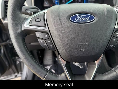 Used 2024 Ford Edge Titanium w/ Equipment Group 301A image 10