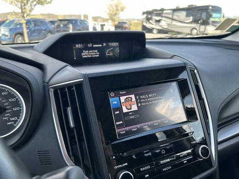 Used 2020 Subaru Forester Premium AWD/4WD image 27