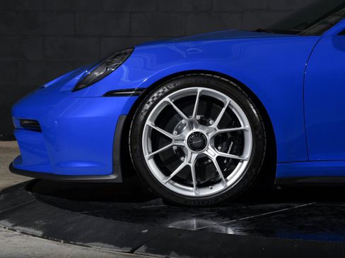 Used 2022 Porsche 911 GT3 RWD image 13