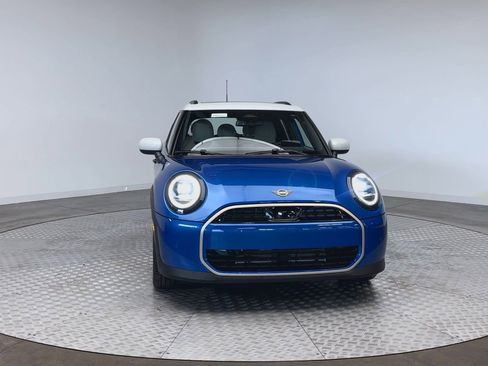 New 2026 MINI Cooper 4-Door Hardtop image 3