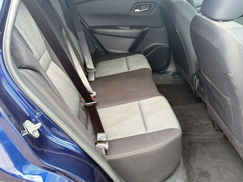 Used 2025 Nissan Rogue SV image 24