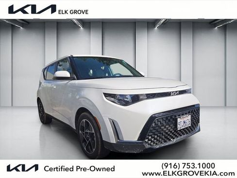 Certified 2025 Kia Soul EX FWD image 1