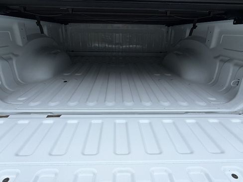 Used 2024 RAM 1500 Laramie AWD/4WD image 13