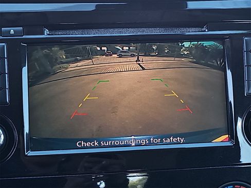 Used 2020 Nissan Rogue S image 23