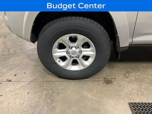 Used 2021 Toyota 4Runner SR5 Premium w/ Moonroof Package image 9