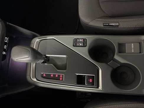 Used 2025 Subaru Crosstrek 2.0i Premium image 20