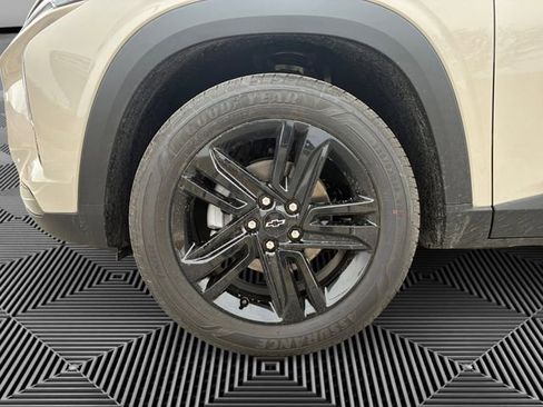 New 2026 Chevrolet Trax ACTIV w/ Driver Confidence Package image 9