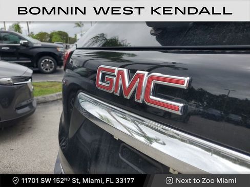 Used 2021 GMC Terrain SLE image 11