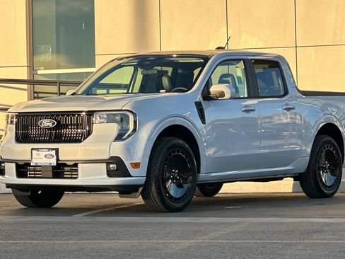 New 2026 Ford Maverick Lobo image 7