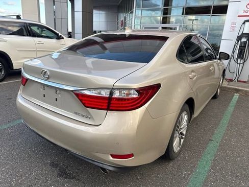 Used 2015 Lexus ES 350 w/ Premium Package FWD image 8